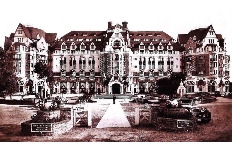 Façade de l'hôtel Royal Picardy, Années 1930 ©Société Académique Le Touquet