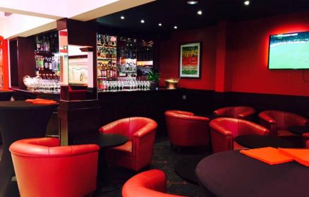 Les Sports le VIP (bar de nuit)